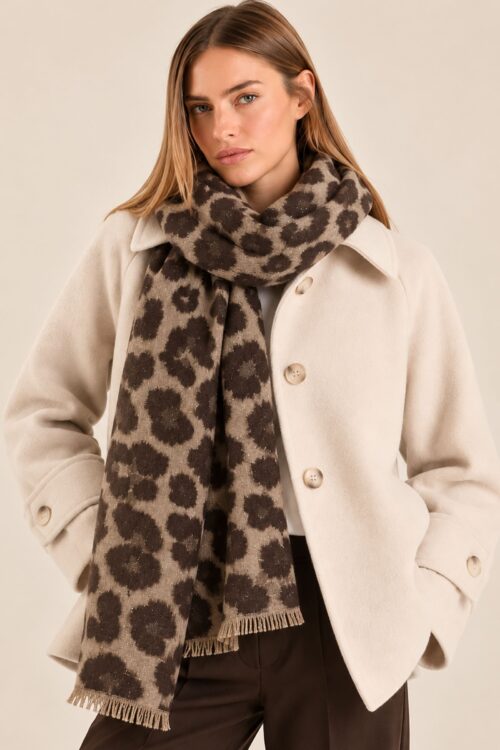 SCIARPA MORBIDA CON FANTASIA ANIMALIER LEOPARDATA E FRANGE
