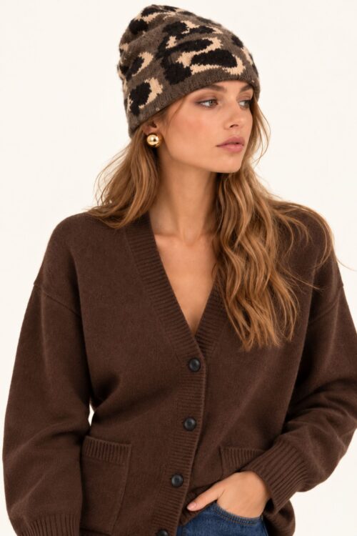 BERRETTO IN MAGLIA CON FANTASIA ANIMALIER