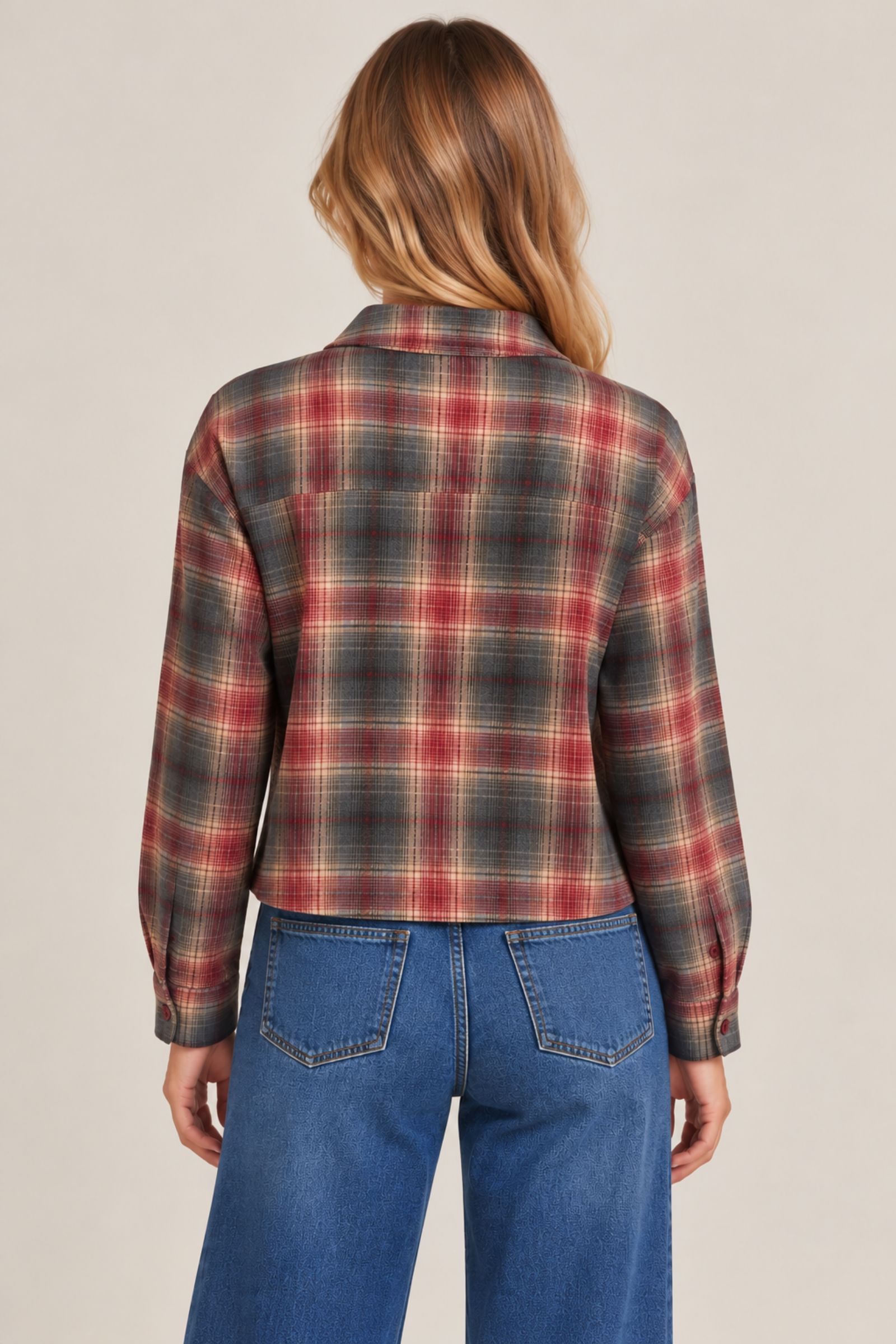 CAMICIA CORTA A QUADRI CON TASCHINO E STRASS - immagine 4