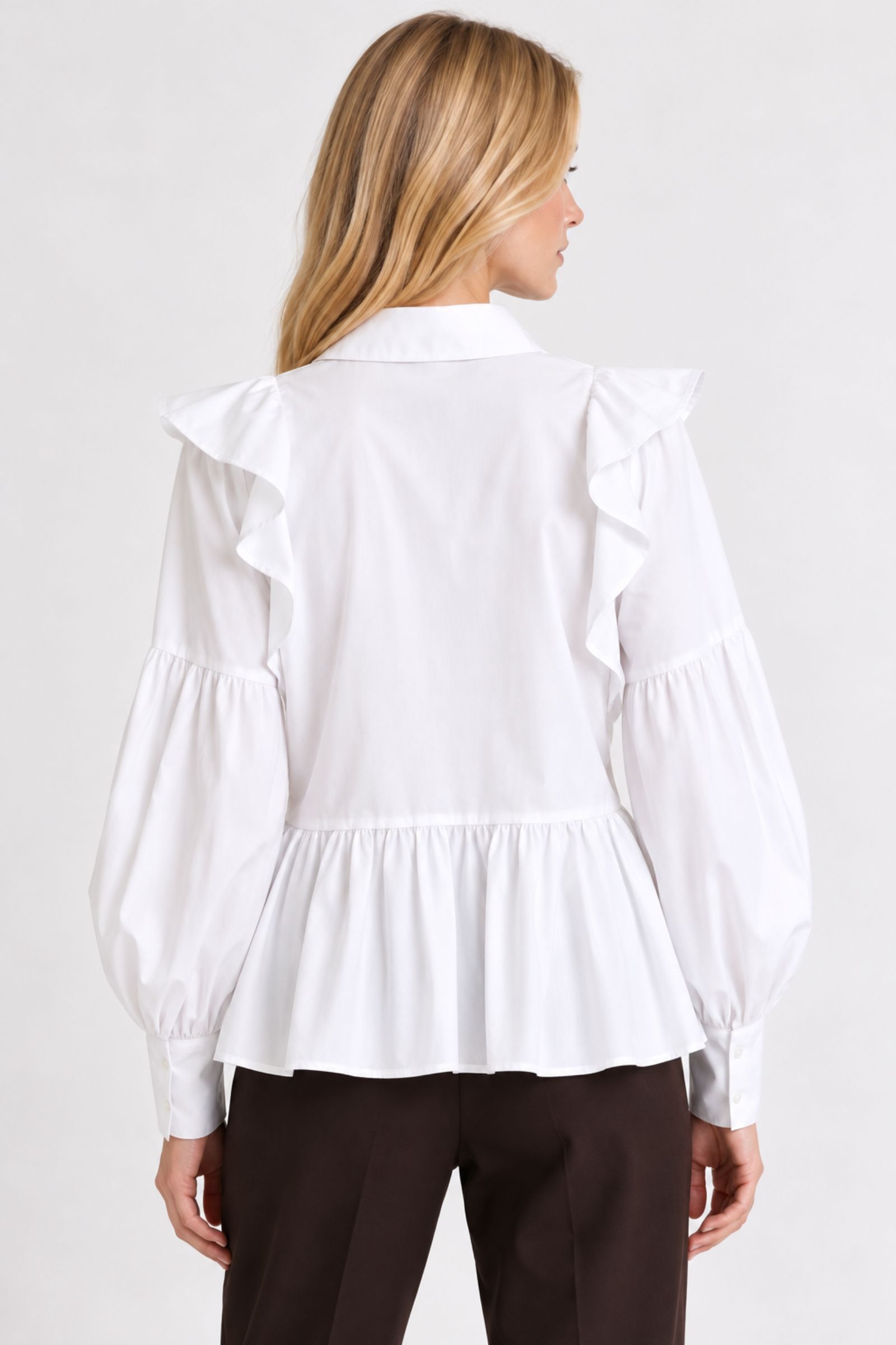 CAMICIA CON ROUCHES E BALZA SUL FONDO - immagine 3